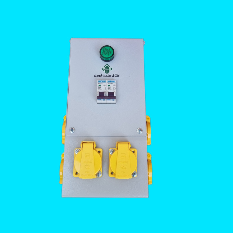 جعبه پریز ؛ فلزی؛روکار؛ شش عدد پریز تکفاز ؛ ساخت شرکت کنترل صنعت آروین