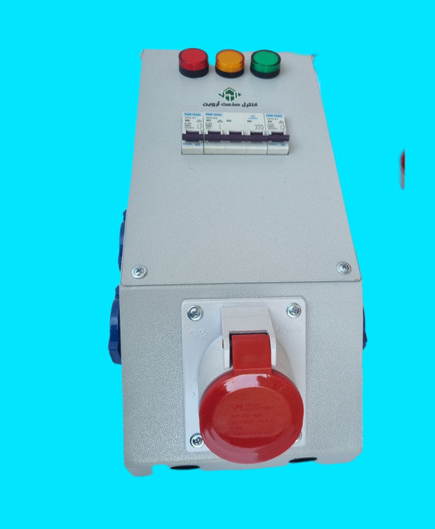 جعبه پریز کارگاهی ۳۲ آمپر با دو پریز تکفاز+یک سه فاز